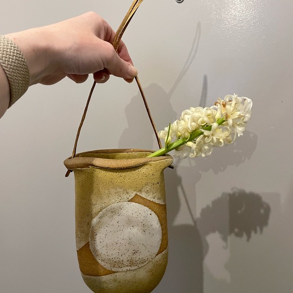 Set of hanging ceramic flower holder (or other display/mail) - Picture 5 of 12